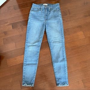 Madewell 11” High Rise Skinny Jeans, Size 28
